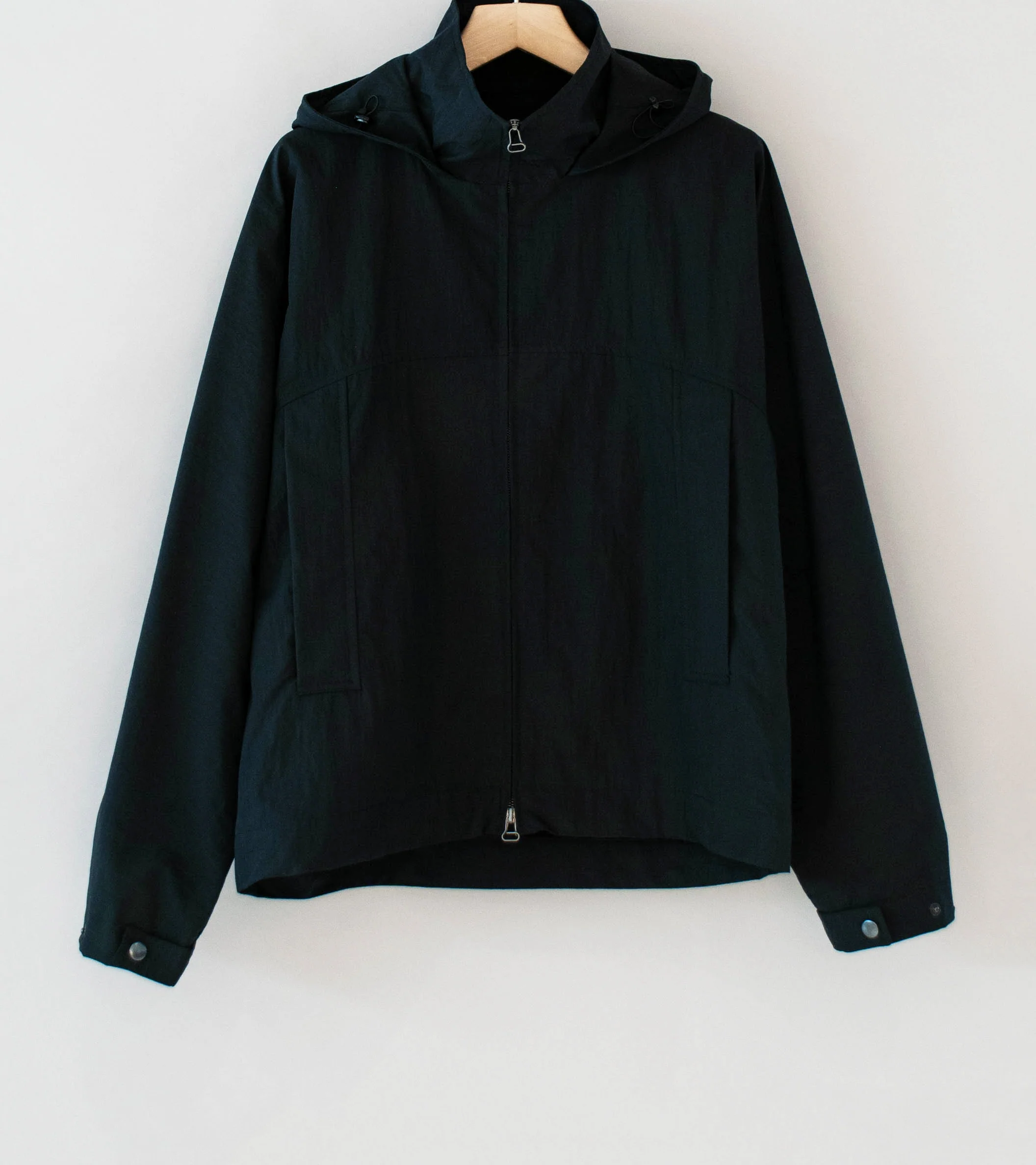 Arpenteur 'Air Parka' (Black)