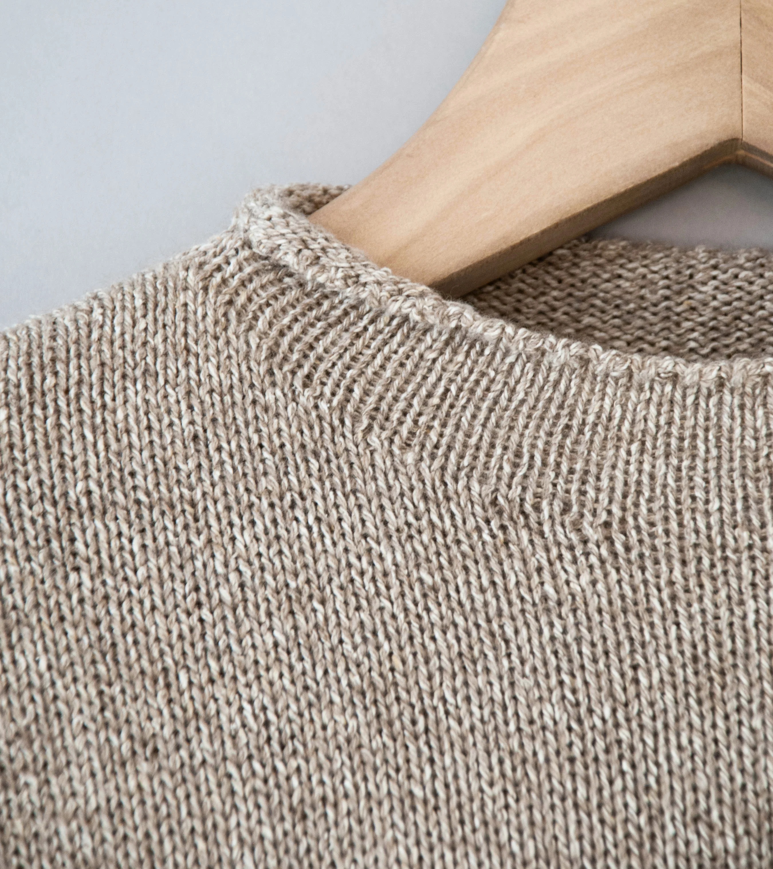 Auralee 'Cashmere Silk Melange Knit P/O' (Mix Beige) - Image 6