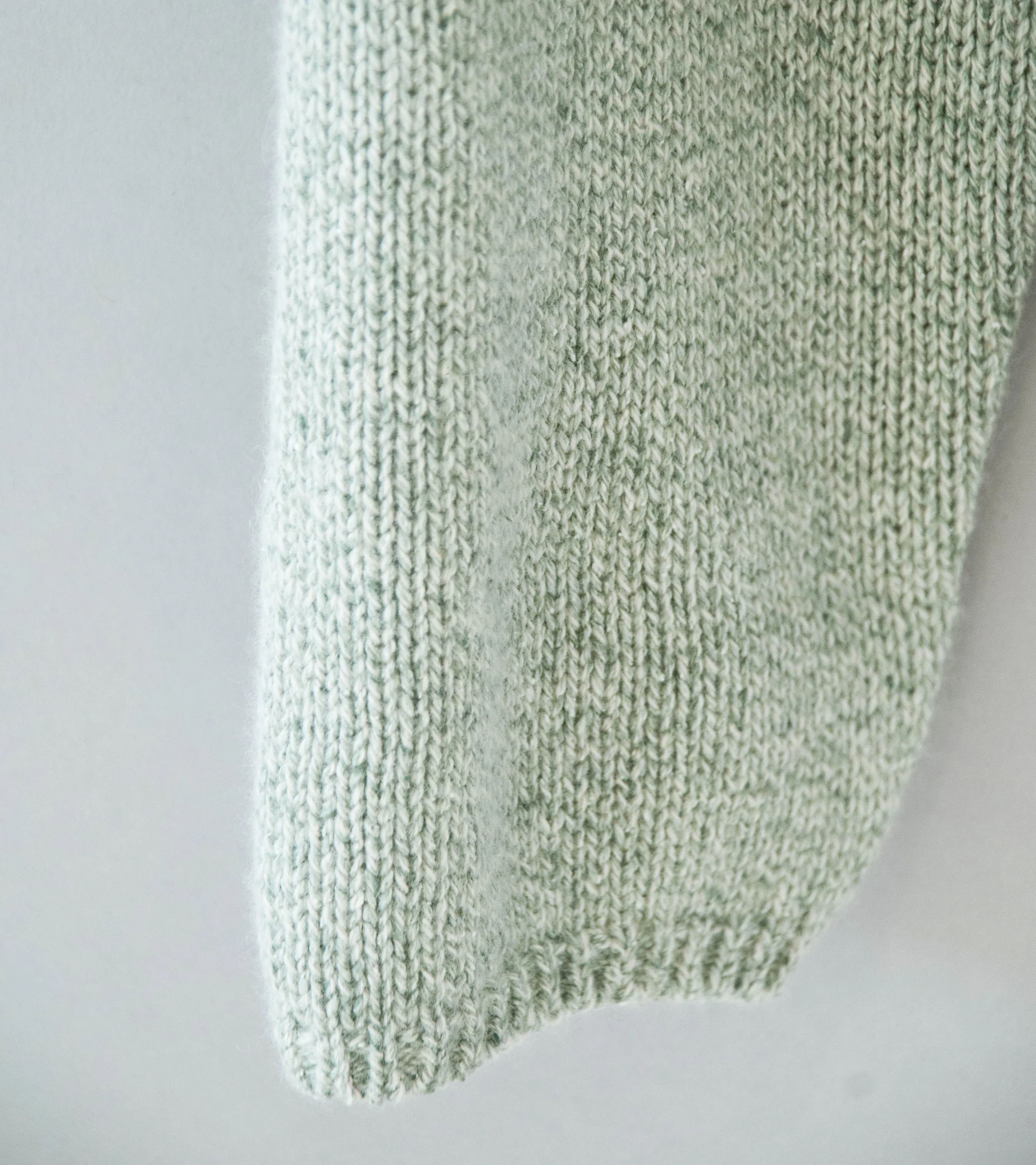 Auralee 'Cashmere Silk Melange Knit P/O' (Mix Mint Gray) - Image 5