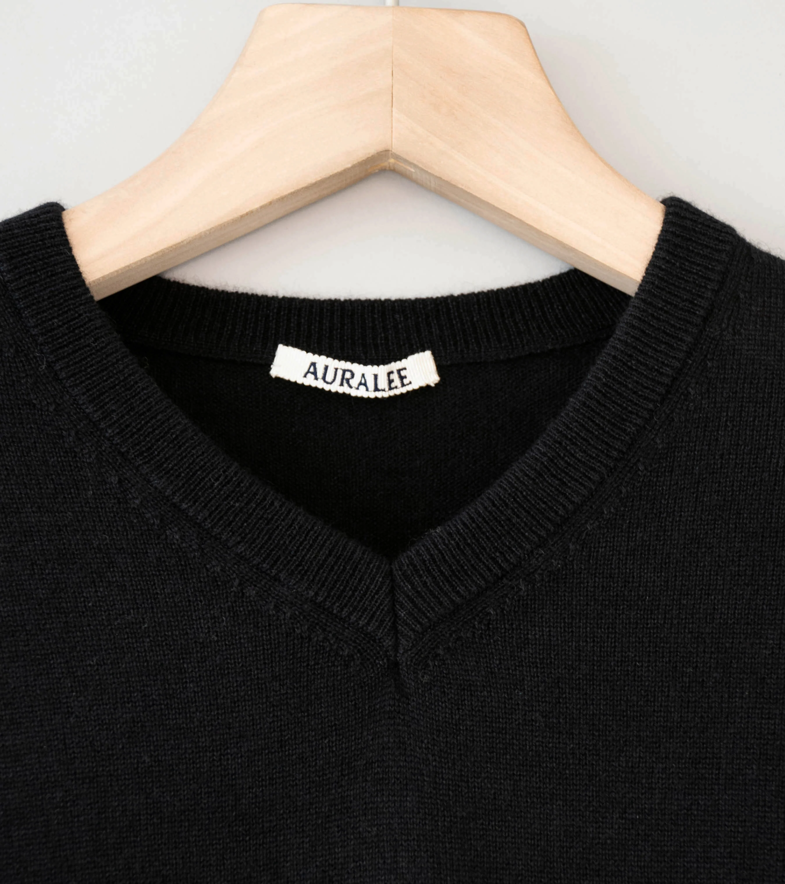Auralee 'Super Fine Cashmere Silk Knit V-Neck P/O' (Black) - Image 5