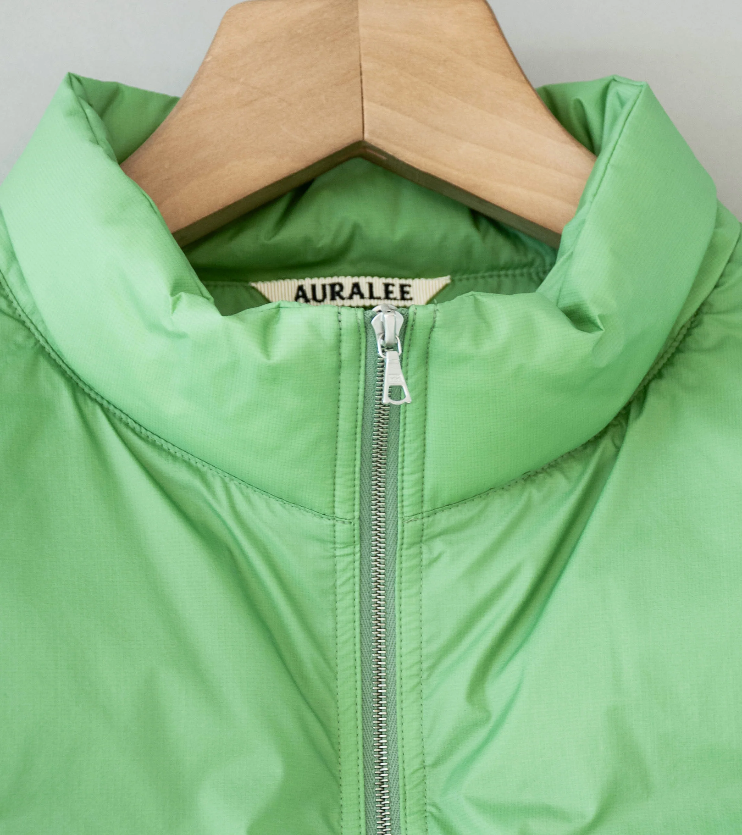 Auralee 'Super Light Nylon Ripstop Down P/O Vest' (Light Green) - Image 5