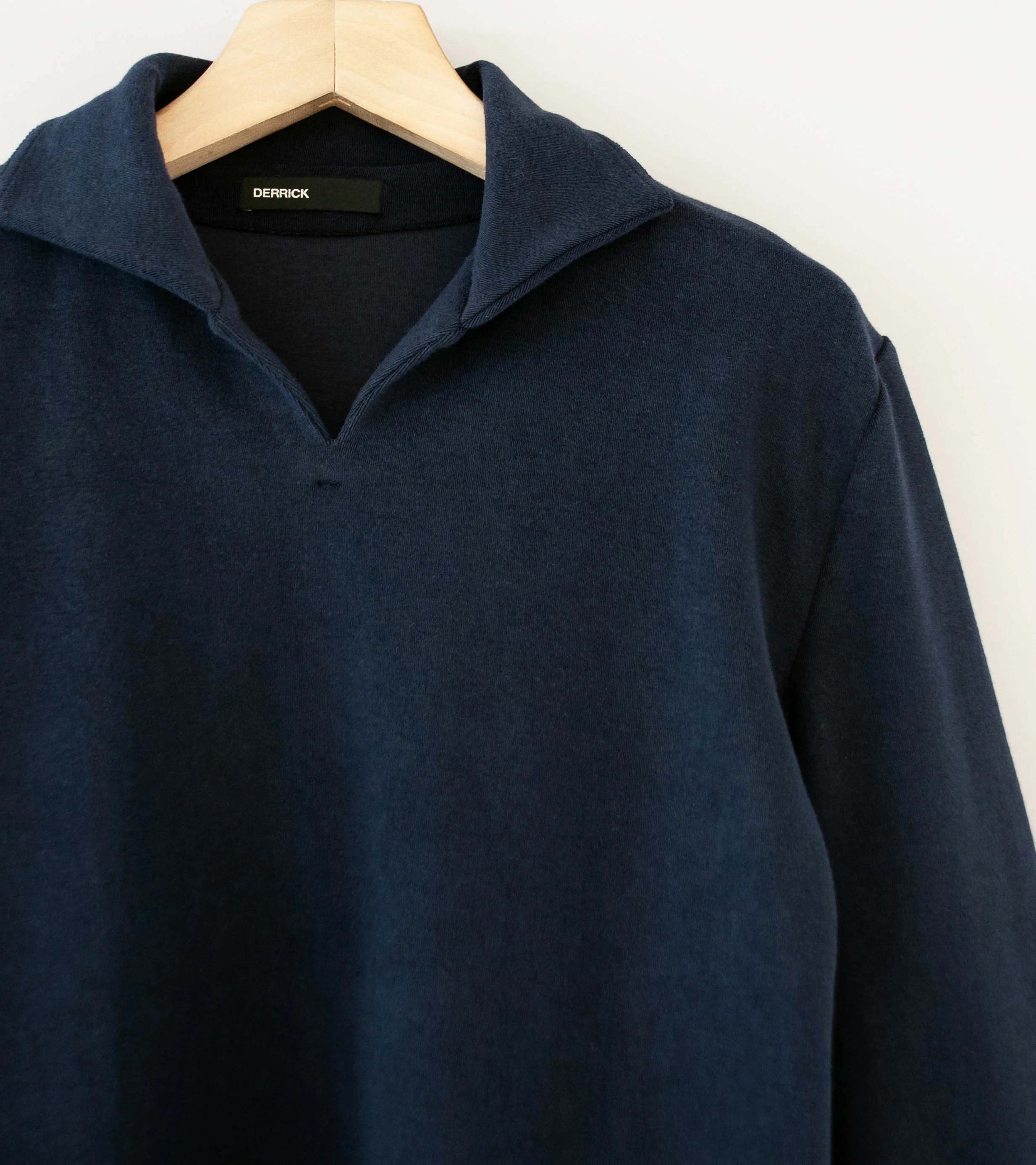 DERRICK 'Bankside Top' (Oxford Blue Near Velvet Towelling) - Image 2