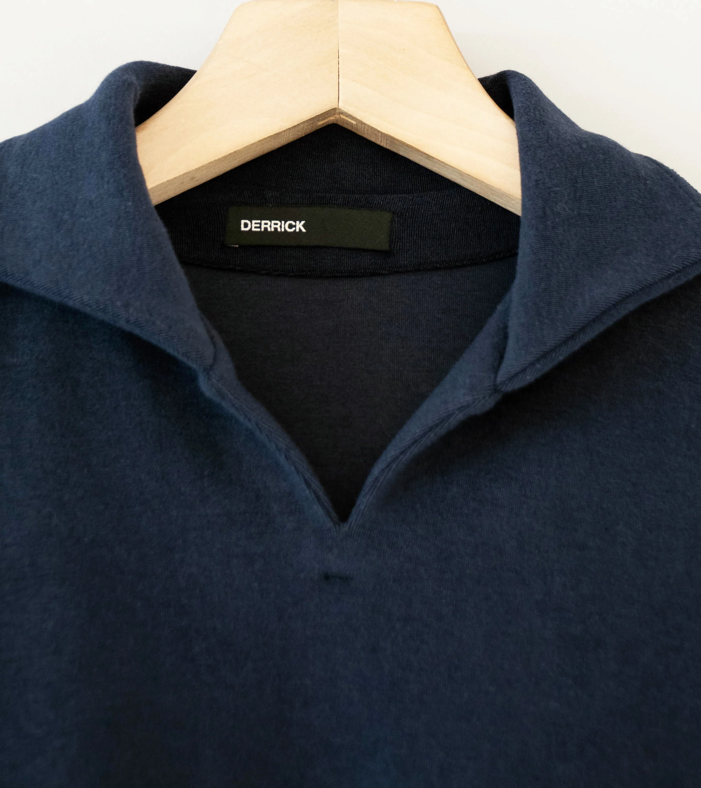 DERRICK 'Bankside Top' (Oxford Blue Near Velvet Towelling) - Image 5