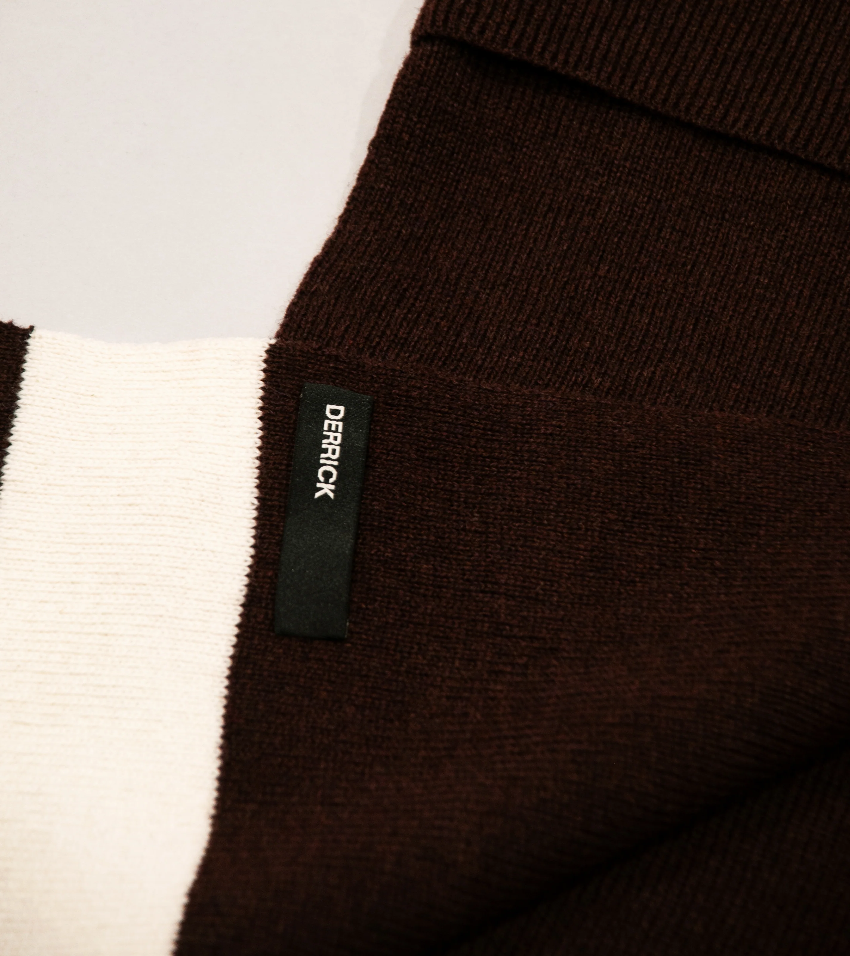 DERRICK 'Merino Snoodscarf' (Oxblood Ecru Merino Lambswool) - Image 3