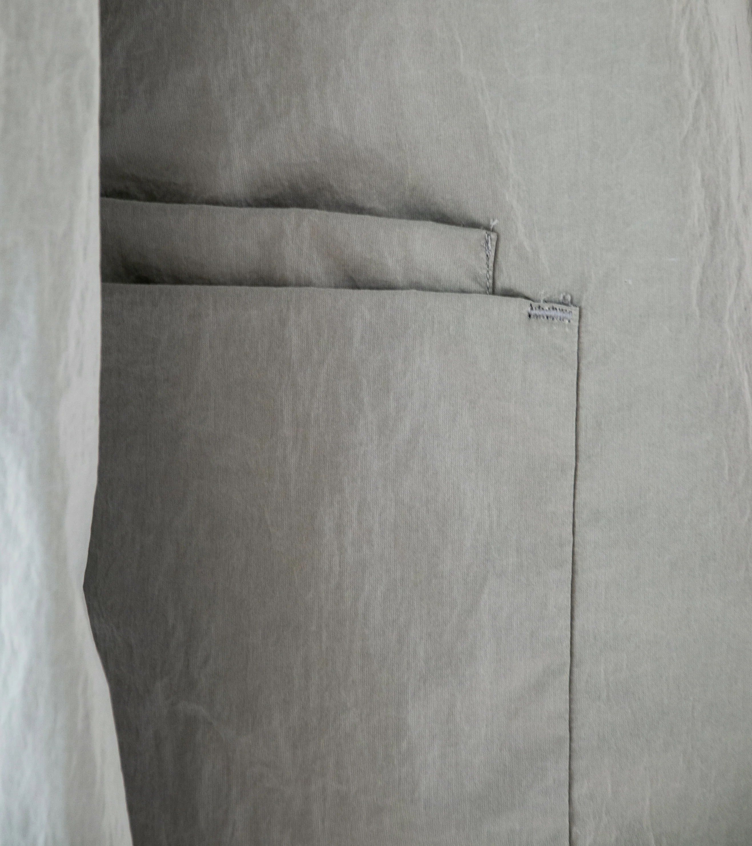 DERRICK 'Nylon Taffeta Go Jacket' (Silver Nylon Taffeta) - Image 4