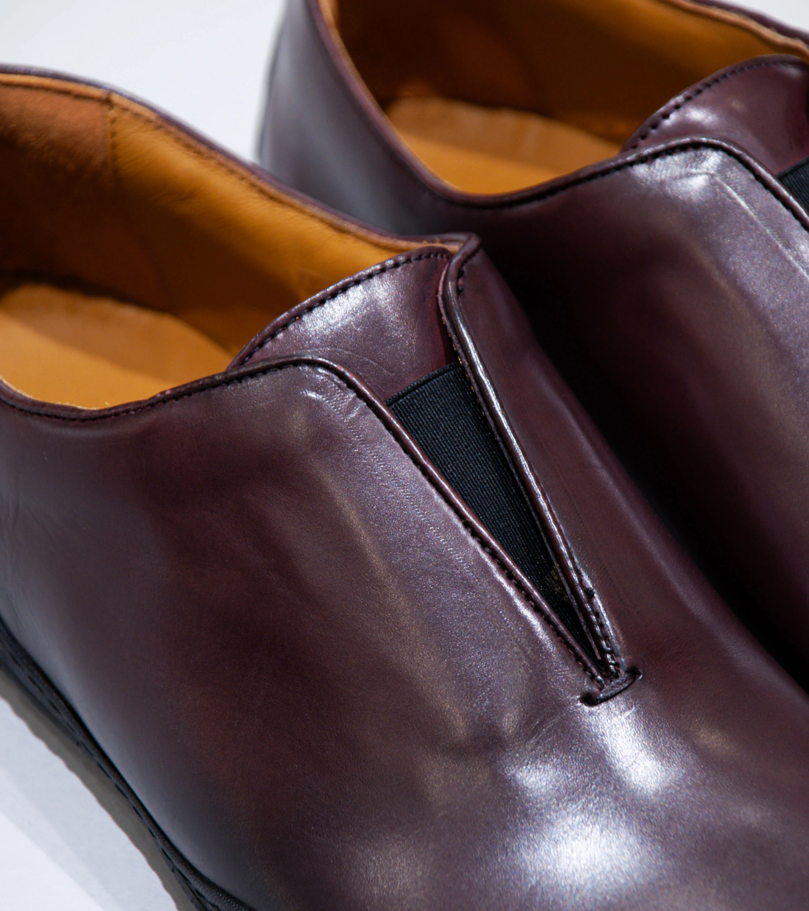 DERRICK 'Oxford Runner' (Oxblood Hand Burnished Calf Leather) - Image 3