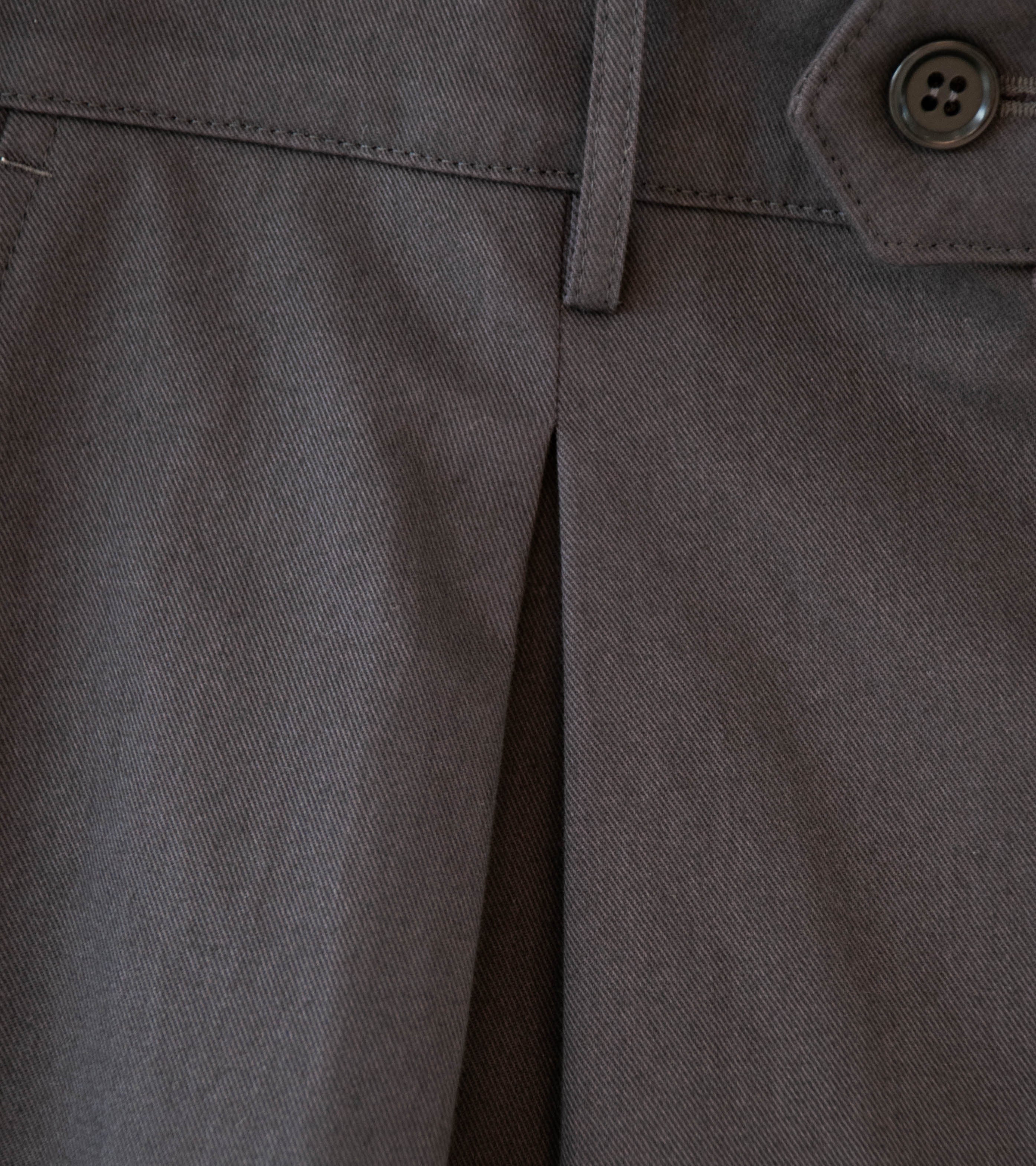 Gajiroc 'Inverted Box Pleated Chino Pants' (Graphite) - Image 4