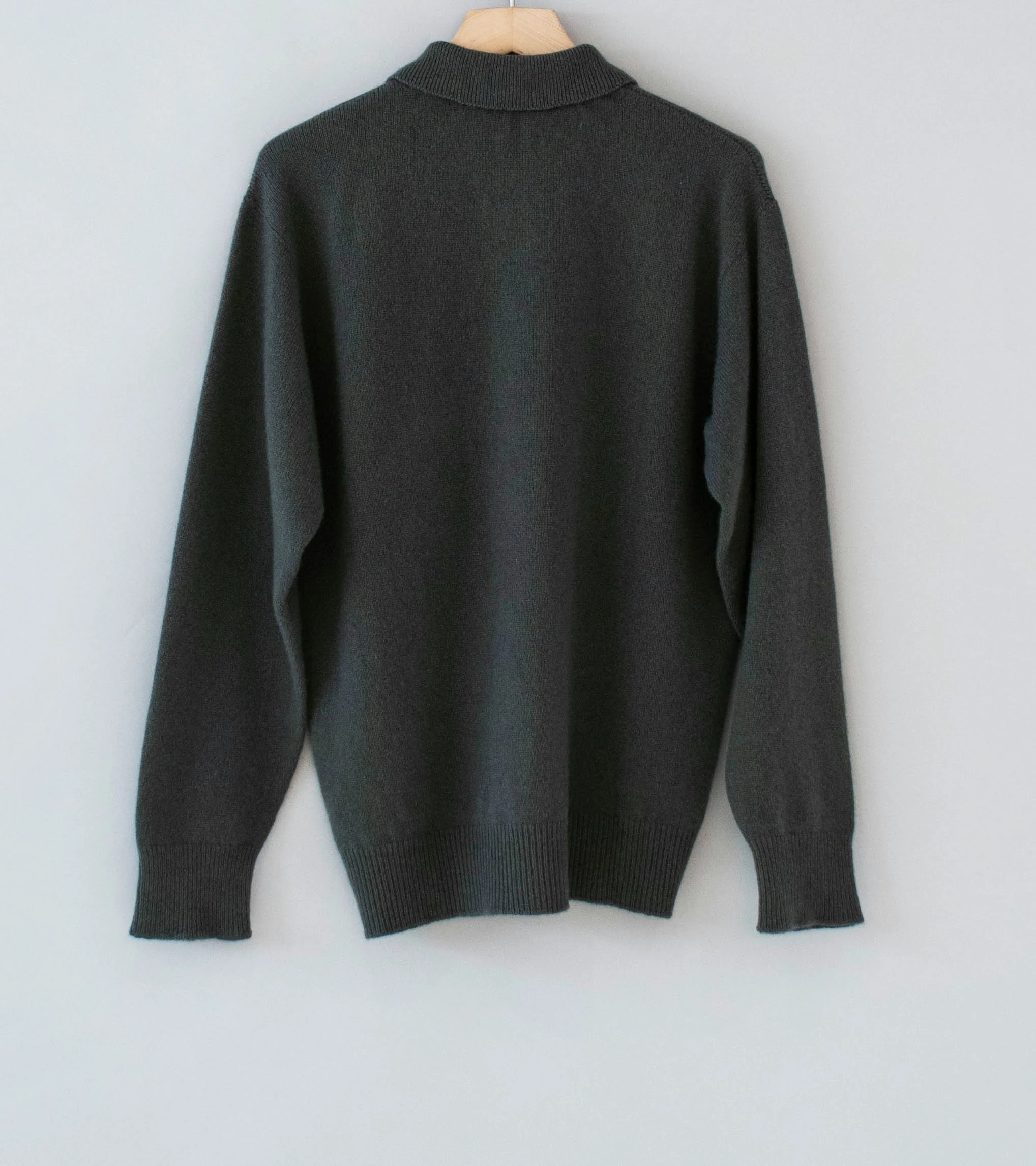 Margaret Howell 'Seamless Pocket Polo Shirt' (Graphite Cashmere Merino) - Image 9