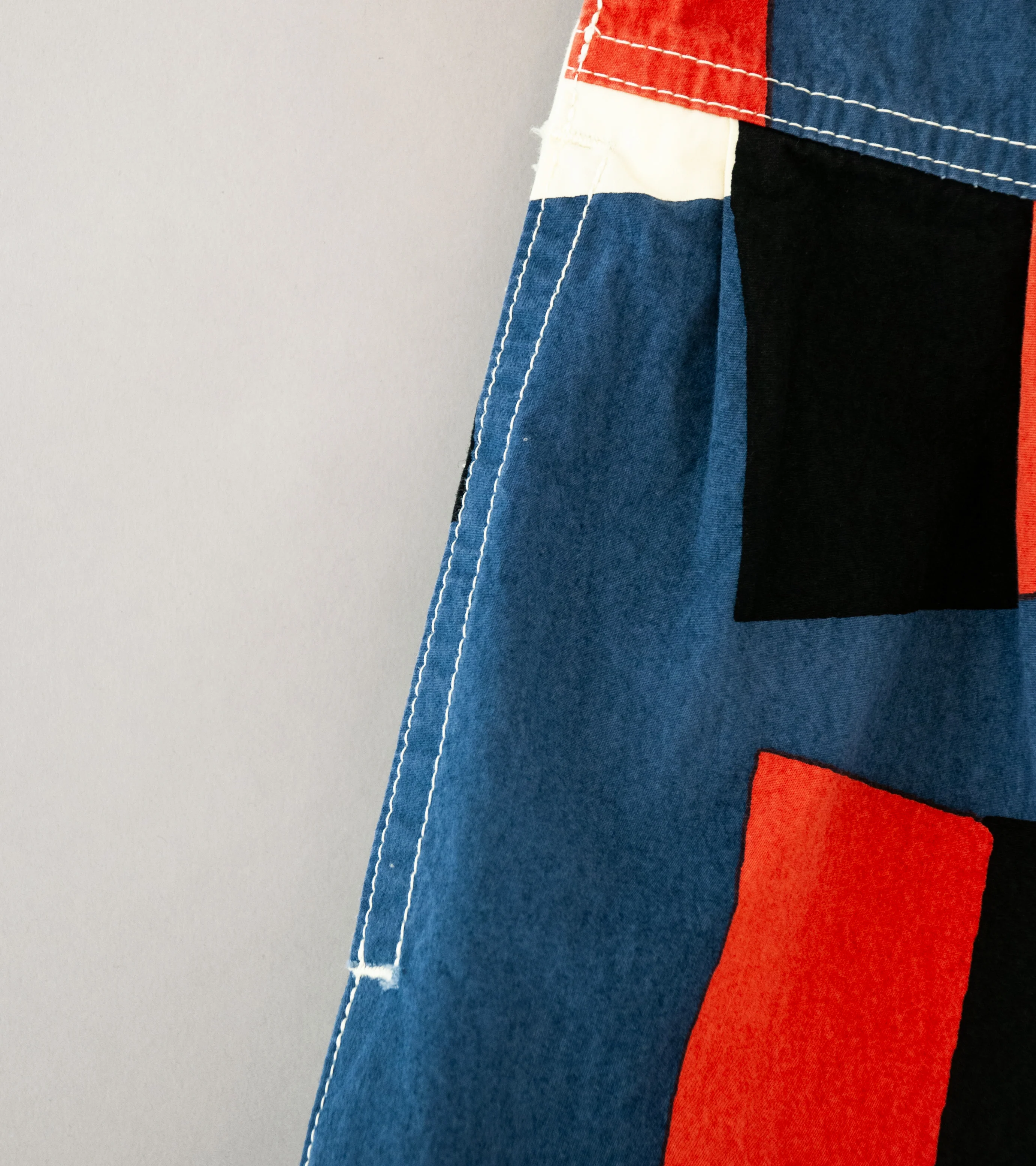 Offering 'Block Shorts' (Multi) - Image 3