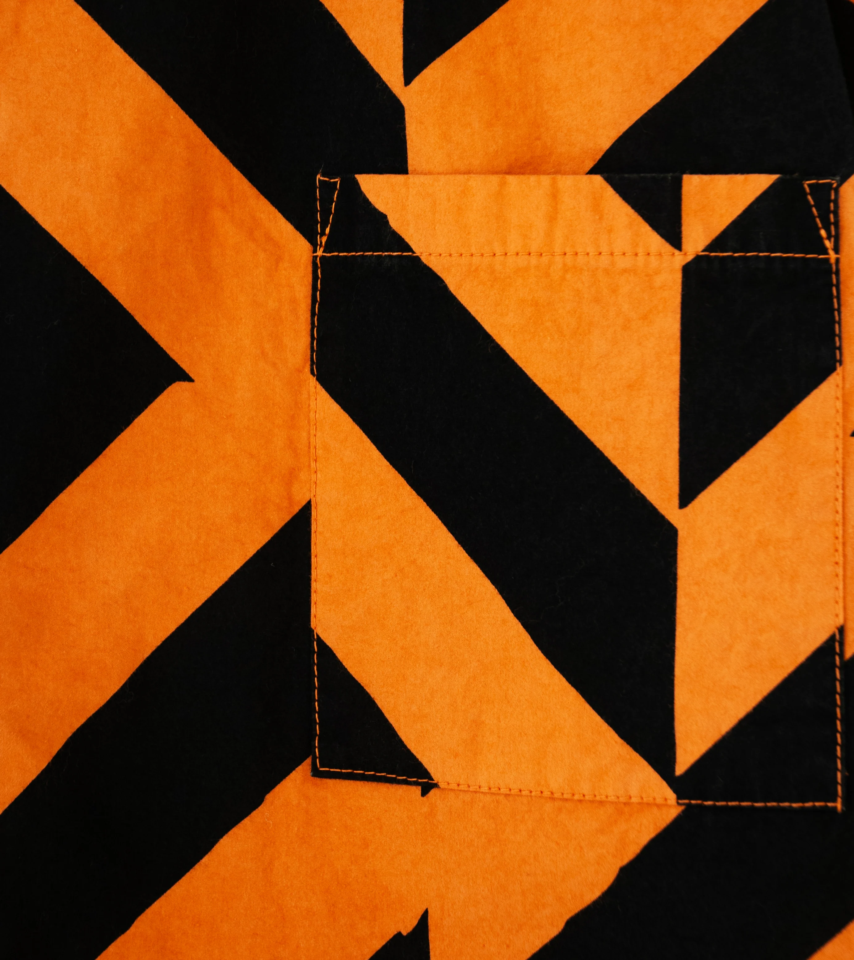 Offering 'Diamond Jacket' (Orange Black) - Image 4