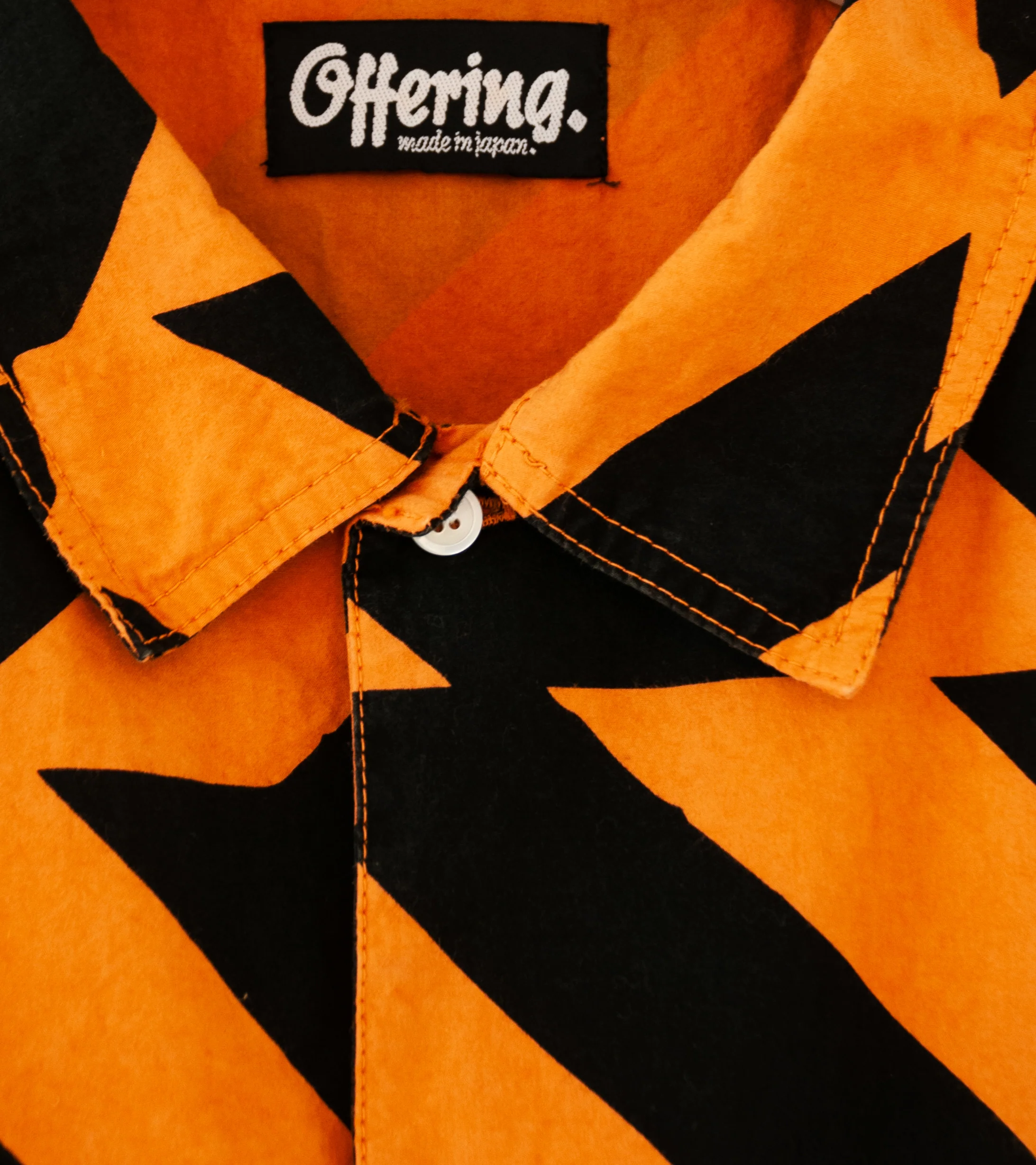 Offering 'Diamond Jacket' (Orange Black) - Image 5