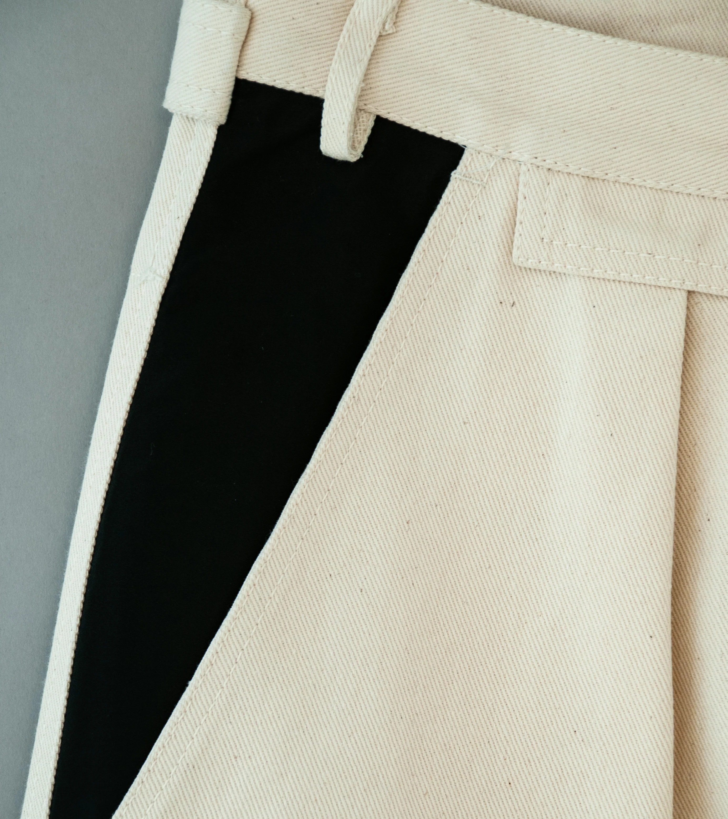 Oshin 'The Charles Parker Trouser' (Natural) - Image 3