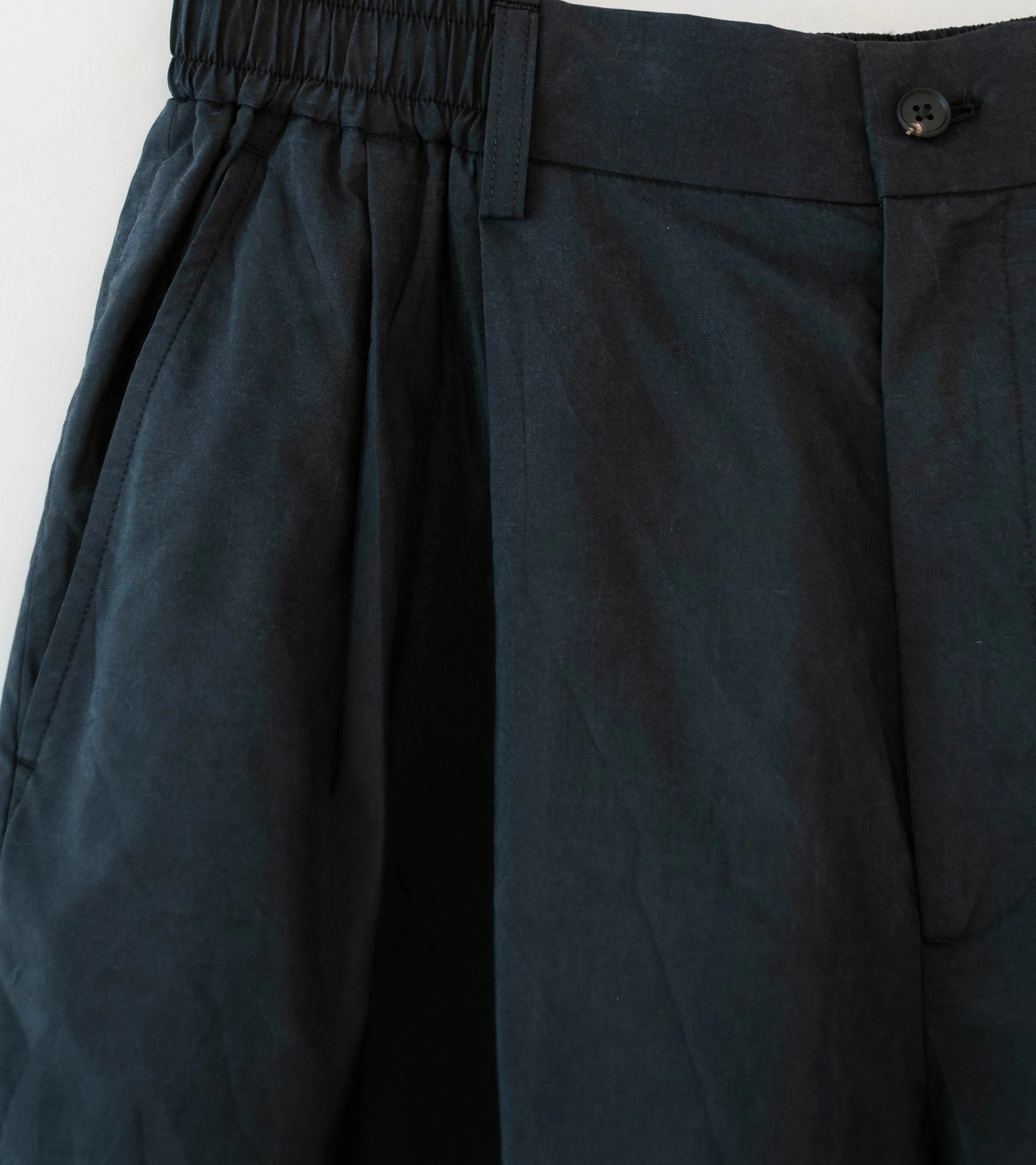 Stein 'Silk Nylon Easy Short Trousers' (Black) - Image 2