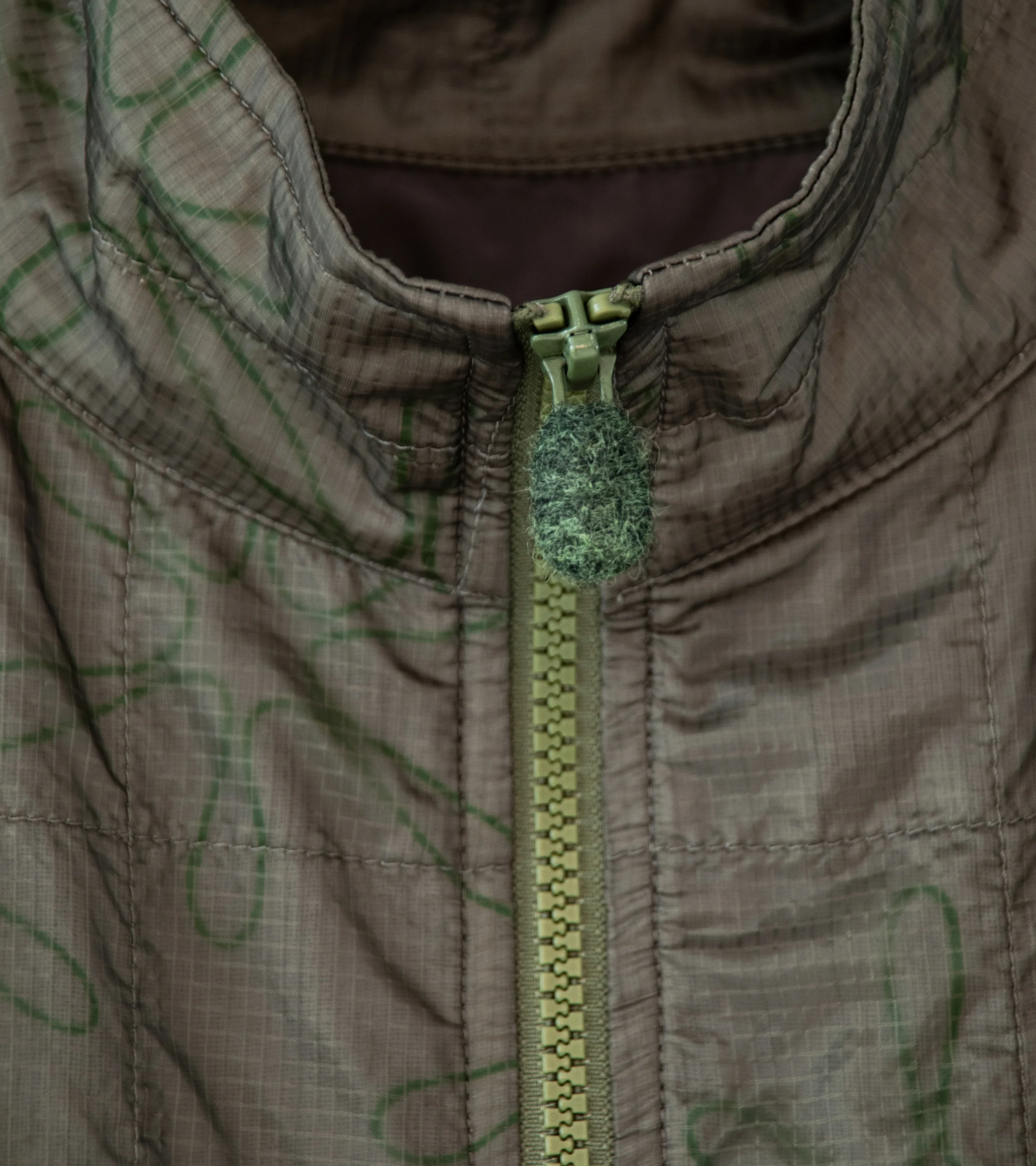 Sturla 'Grid Zip Up' (Grape Leaf White Grass Green Ripstop Nylon) - Image 6