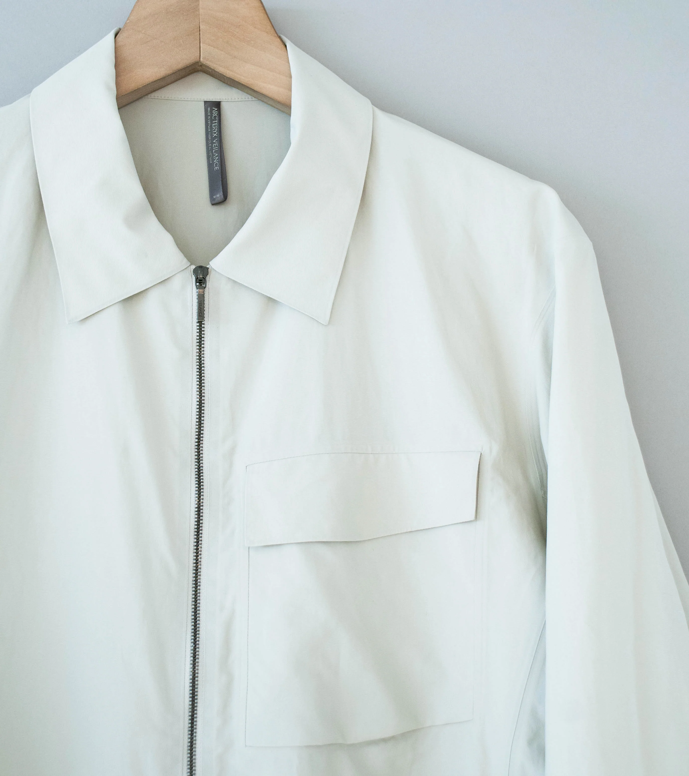 Veilance 'Spere SL Jacket' (Dark Cocoon) - Image 2